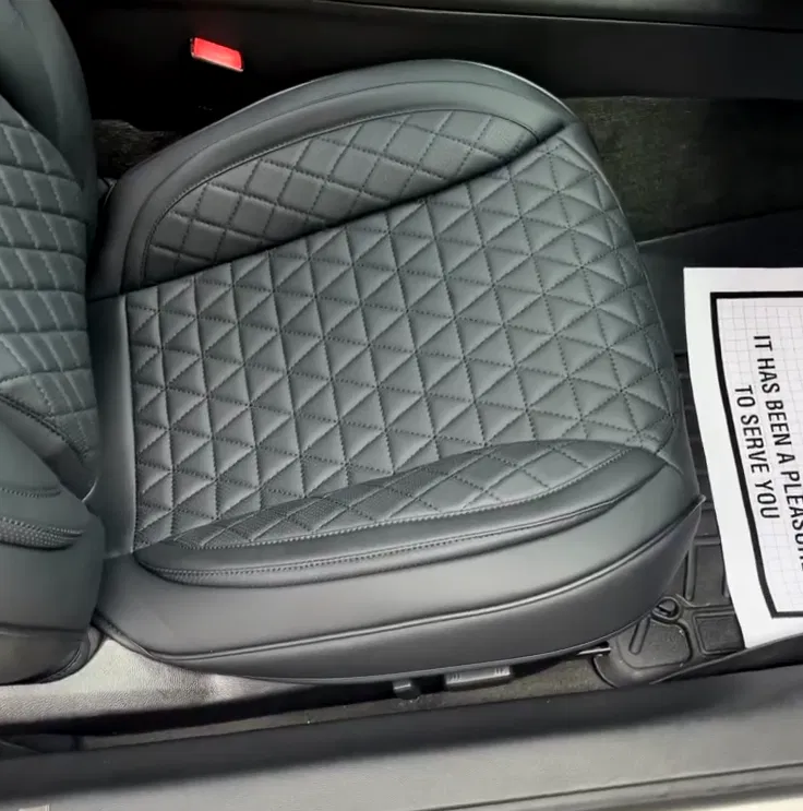 Capas instaladas no carro