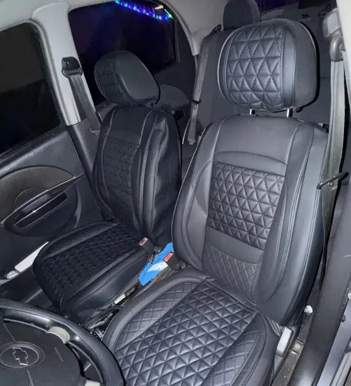 Capas instaladas no carro
